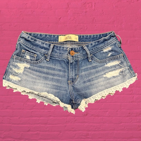 Hollister Y2K Low Rise Denim Shorts Sz 3 W26 Distressed Lace Boho Hem Festival - Picture 1 of 7